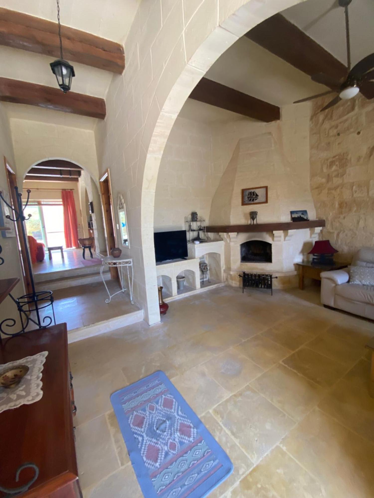 Gozo Sea And Country View Villa *